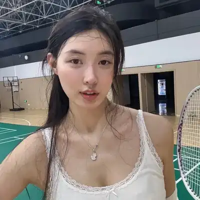 夏玲泽